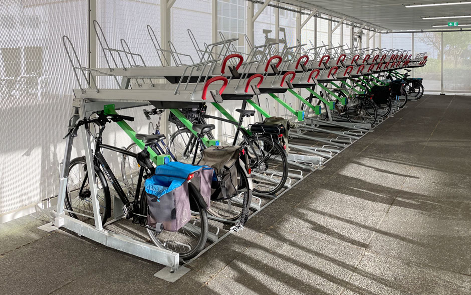 VelopA-Up Doppelstockparker mit Ladestationen