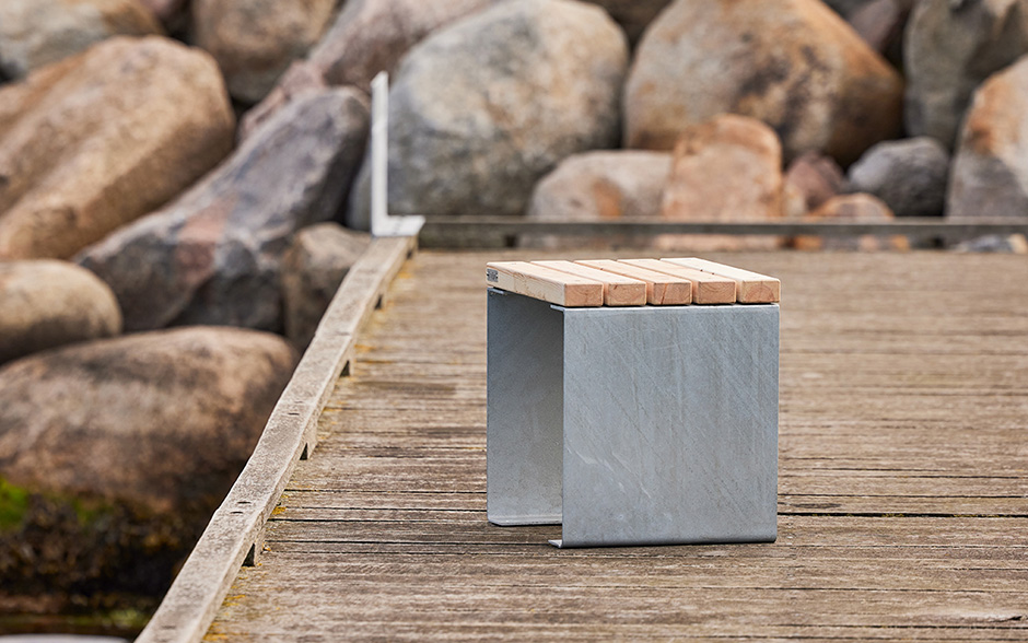 LINN Hocker/Beistelltisch Stahl und Holz