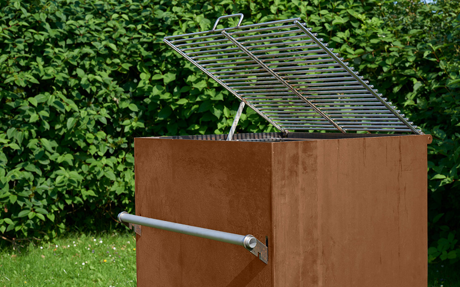 AYA-Grill